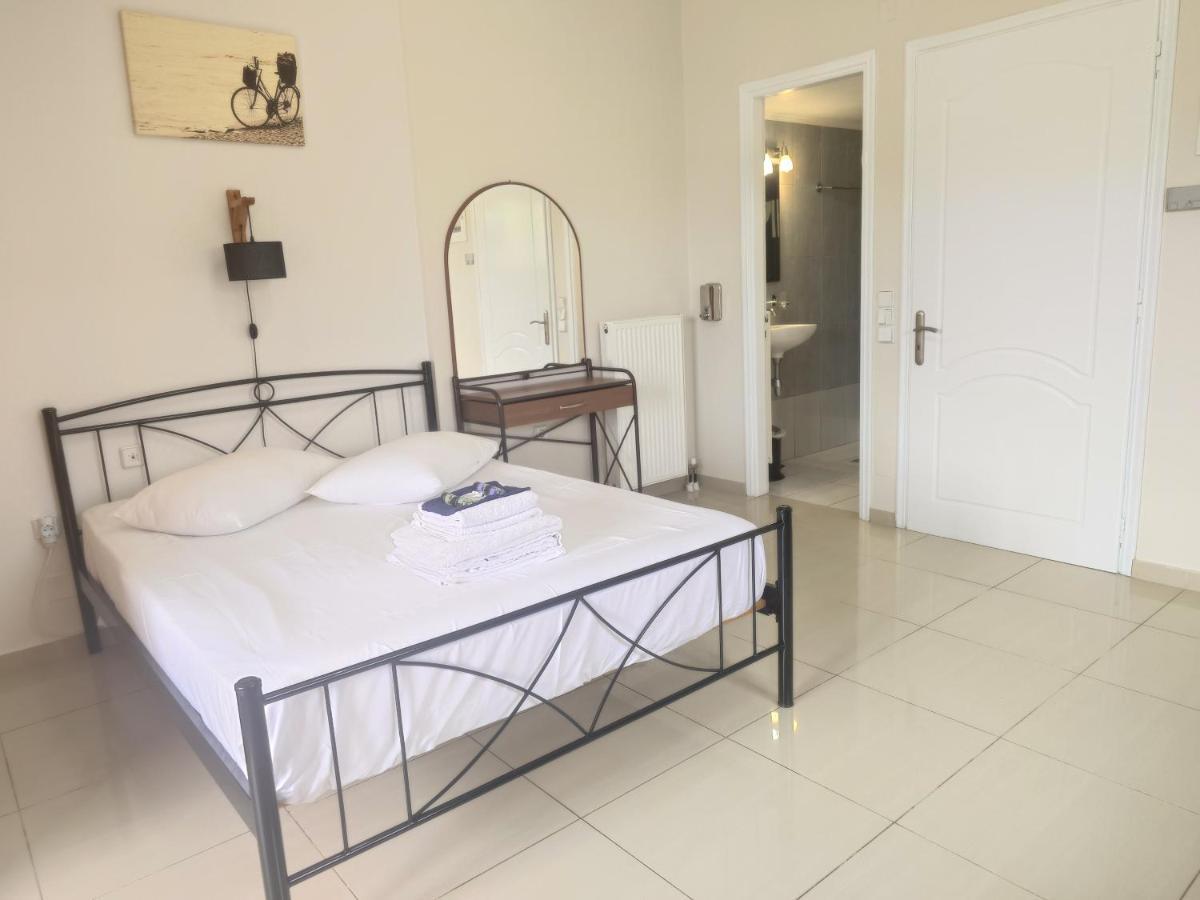 Iris Apartments Ithaca Βαθύ Εξωτερικό φωτογραφία